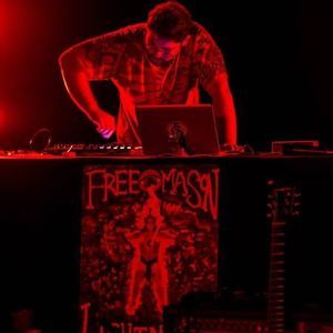 Meet your Posher, Camron